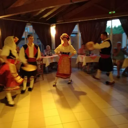 Splish Splash 公寓式酒店